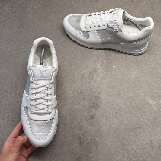 LOUIS VUITTON MENS RUN AWAY WHITE EU 44 (FIT A UK 11)