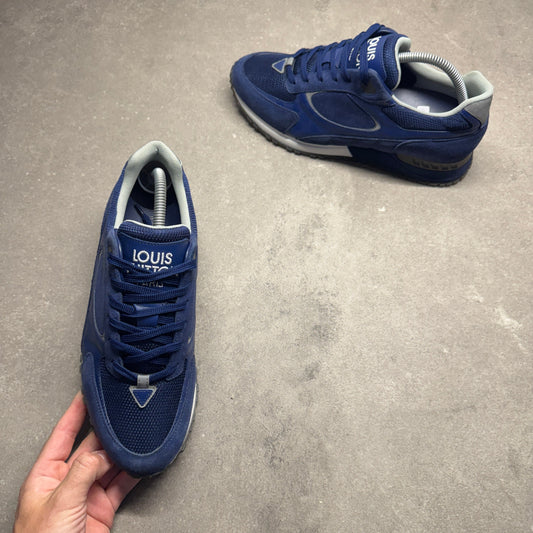 LOUIS VUITTON MENS RUN AWAY NAVY EU 39.5 (FIT A UK 6.5)