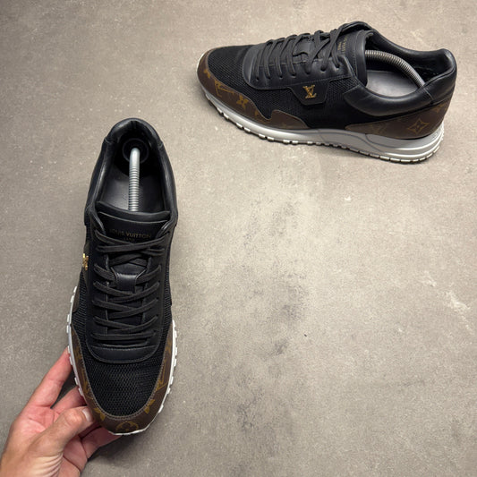 LOUIS VUITTON MENS RUN AWAY BLACK EU 42.5 (FIT A UK 9 / 9.5)