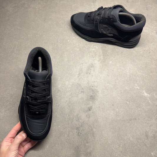 C RUNNER BLACK EU 40 (FIT A UK 7)