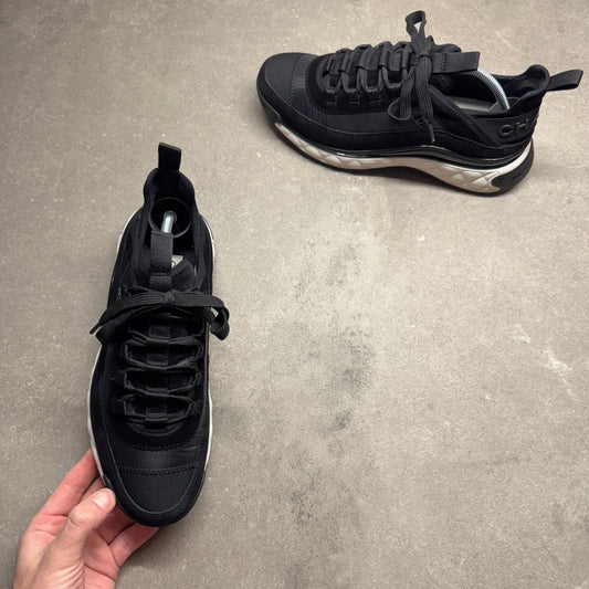 C RUNNER BLACK EU 38.5 (FIT A UK 5.5)