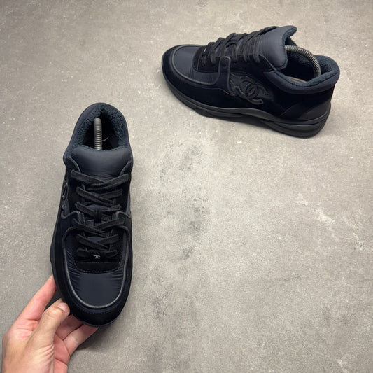 C RUNNER BLACK EU 39.5 (FIT A UK 6)