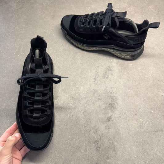 C RUNNER BLACK EU 40 (FIT A UK 7)