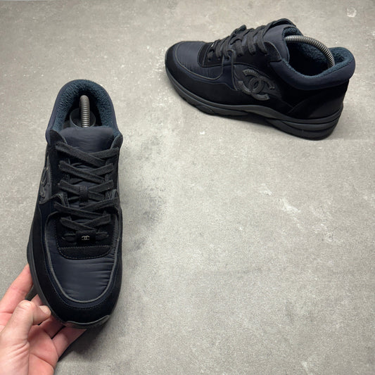 C RUNNER BLACK EU 40 (FIT A UK 6 / 6.5)