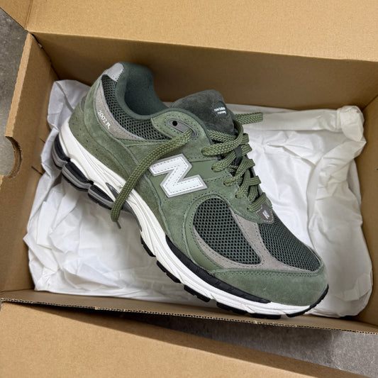 NEW BALANCE 2002R NORWAY SPRUCE UK 8