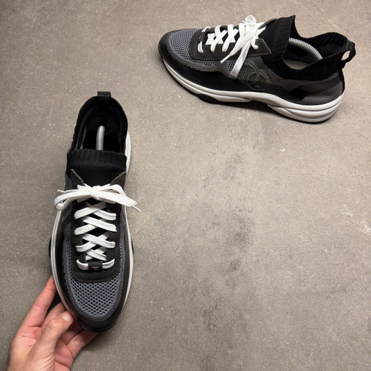 C RUNNER BLACK EU 43 (FIT A UK 9 / 9.5)
