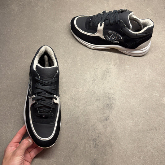 C RUNNER BLACK EU 42 (FIT A UK 8 / 8.5)