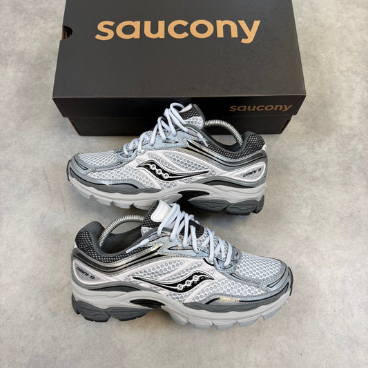 SAUCONY PROGRID OMNI 9 ‘MICRO CHIP’