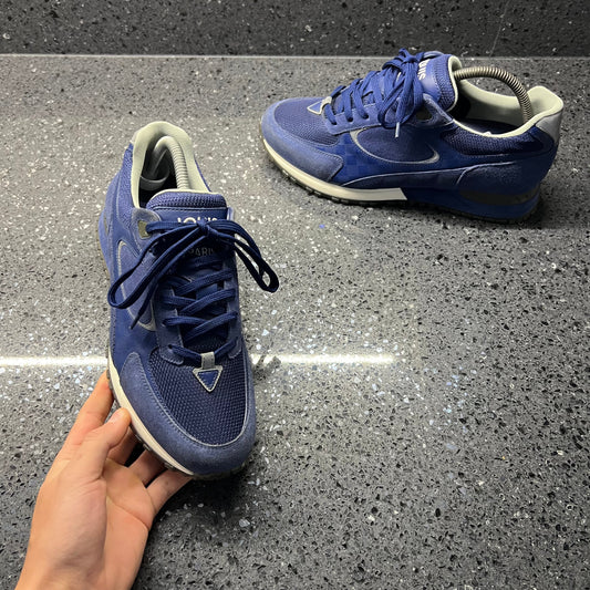 LOUIS VUITTON MENS RUN AWAY BLUE EU 39.5 (FIT A UK 6.5 / 7)