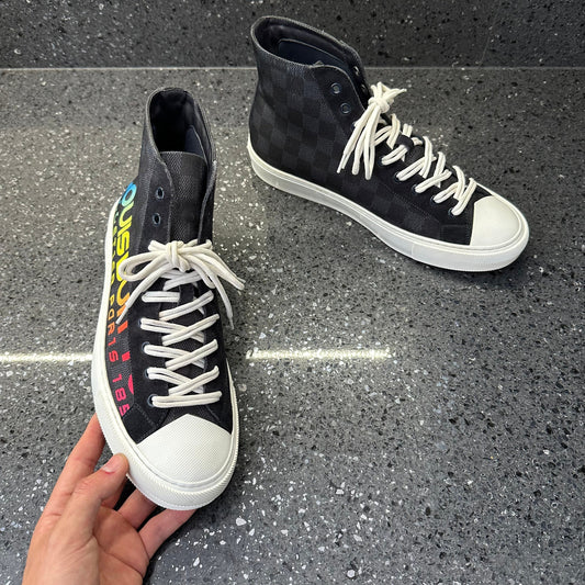 LOUIS VUITTON MENS HIGH TOP DAMIER EU 42.5 (FIT A UK 9 / 9.5)